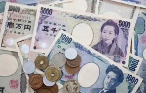 Japanese Yen Bears Dominate Ahead of Pivotal Central Bank Decisions